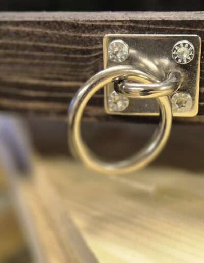 yksityiskohta x cross